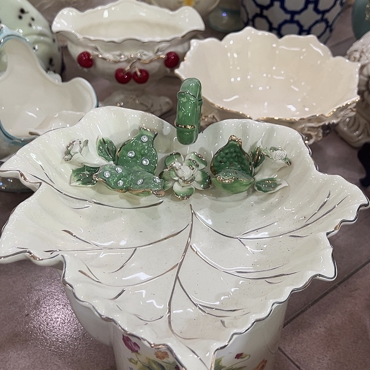 瓷片瑕。。。。。。。？？。？？