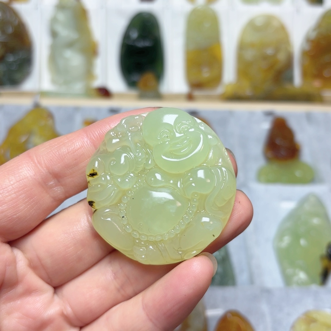 蛇纹石玉吊坠(不含链)未镶嵌