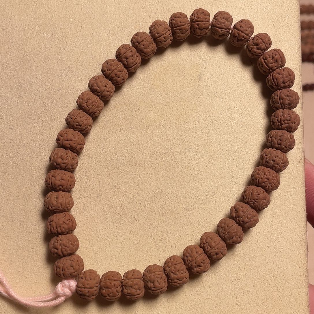 一***鳗金刚菩提吊坠老树王