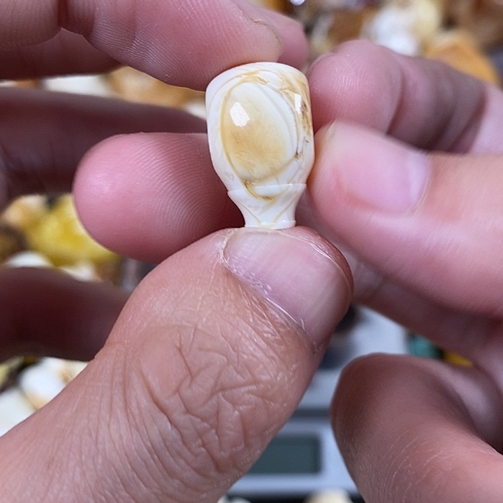 琥珀未镶嵌裸石我