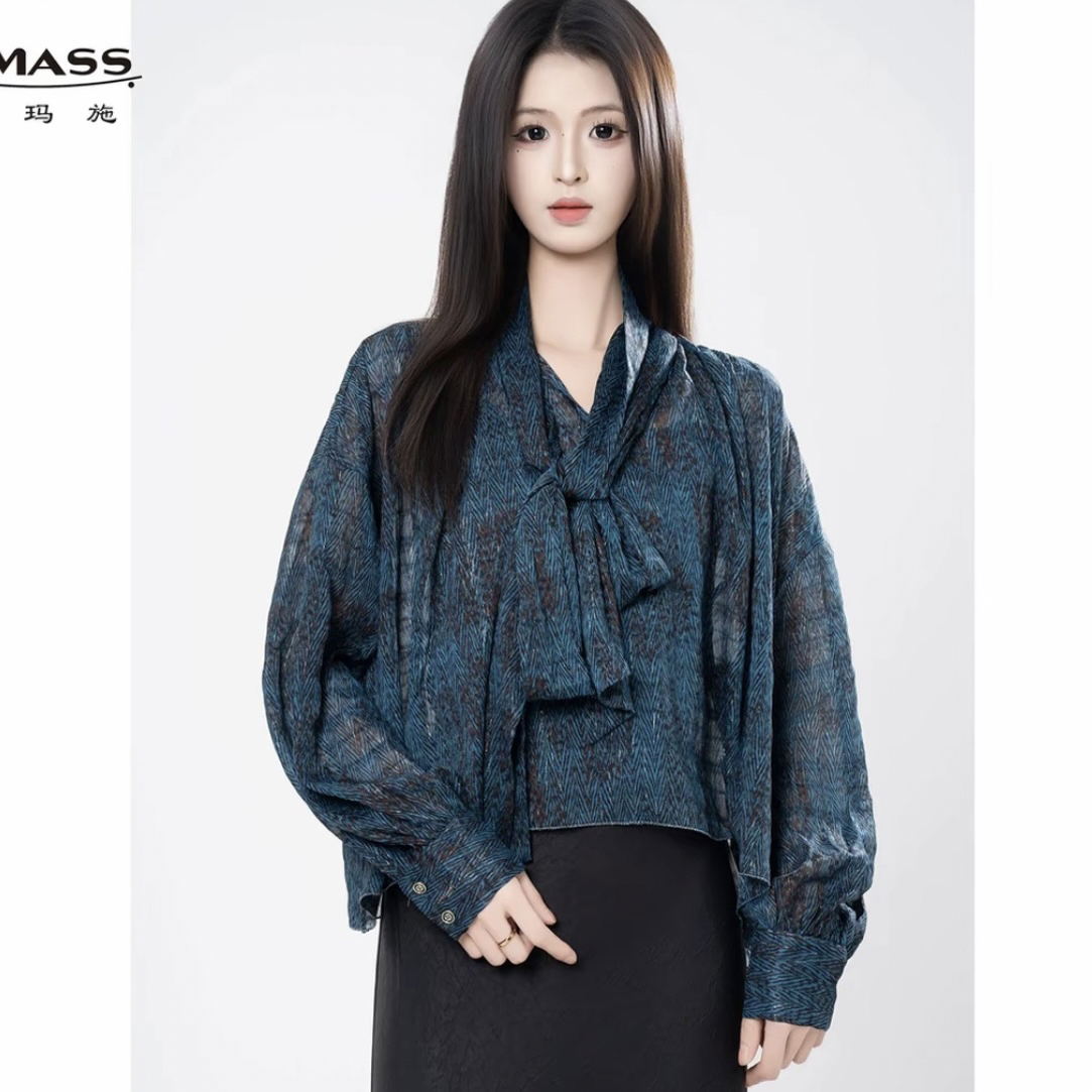 AMASS/阿玛施新款法式复古印花设计轻奢时尚百搭优雅衬衫女530020