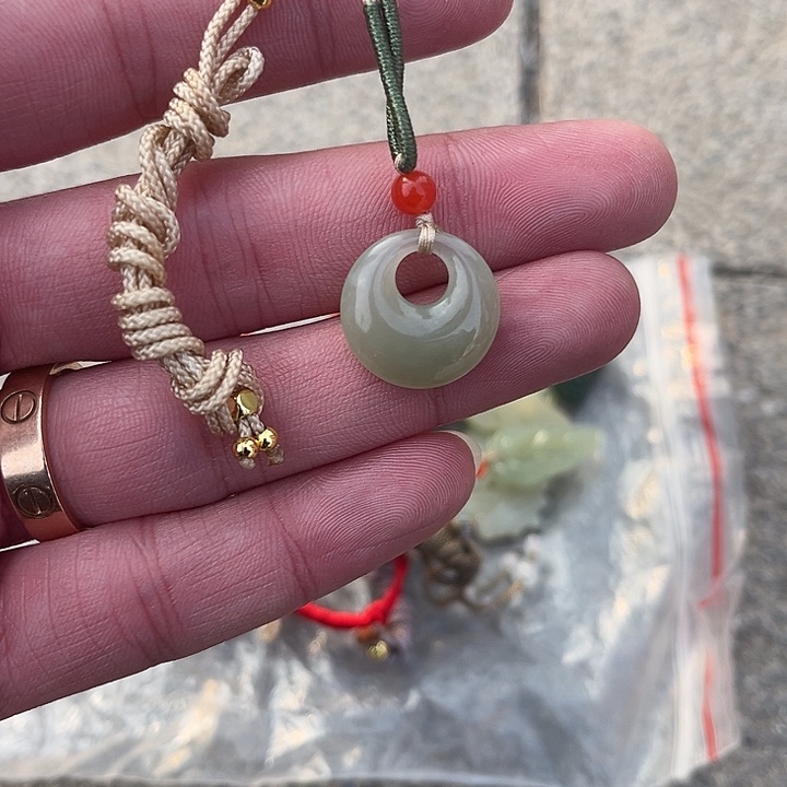 和田玉（糖玉）未镶嵌颈饰