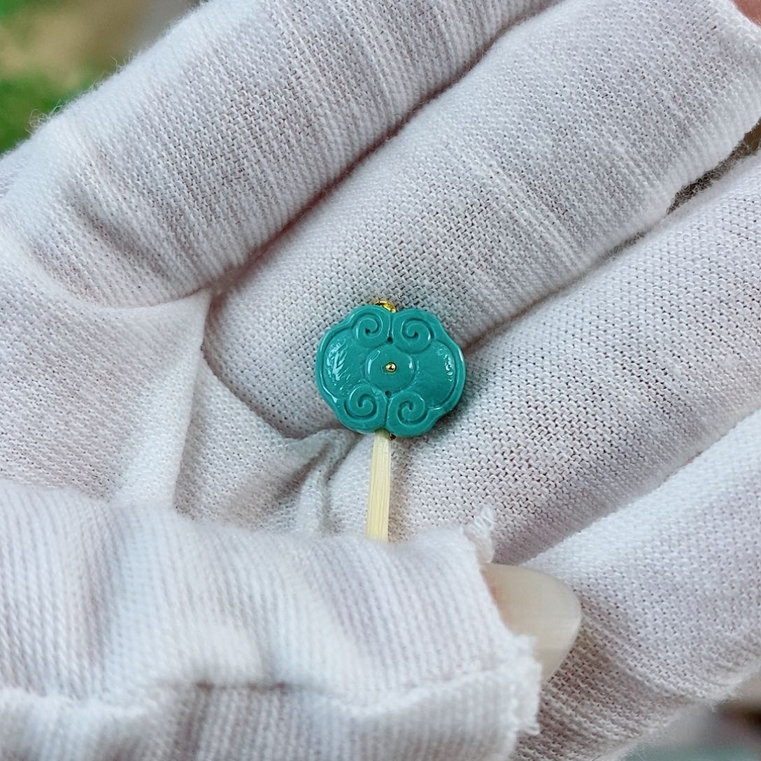 未镶嵌绿松石珠宝奇石