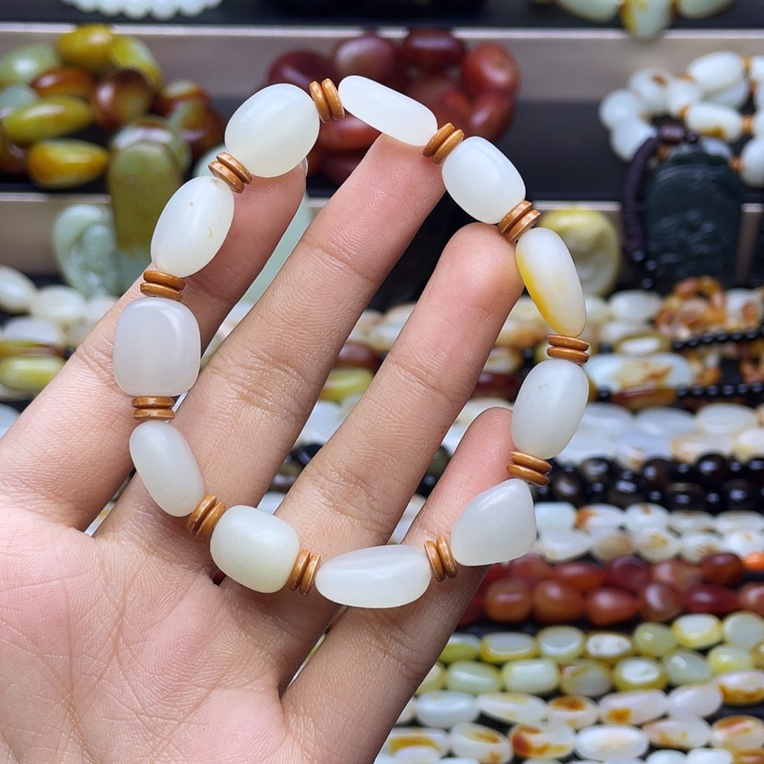 和田玉未镶嵌手链