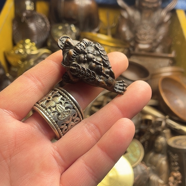 诚信经营铜器摆件