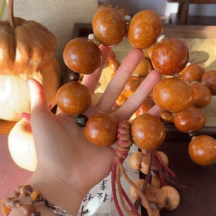 མ***度花叶手持手串老皮