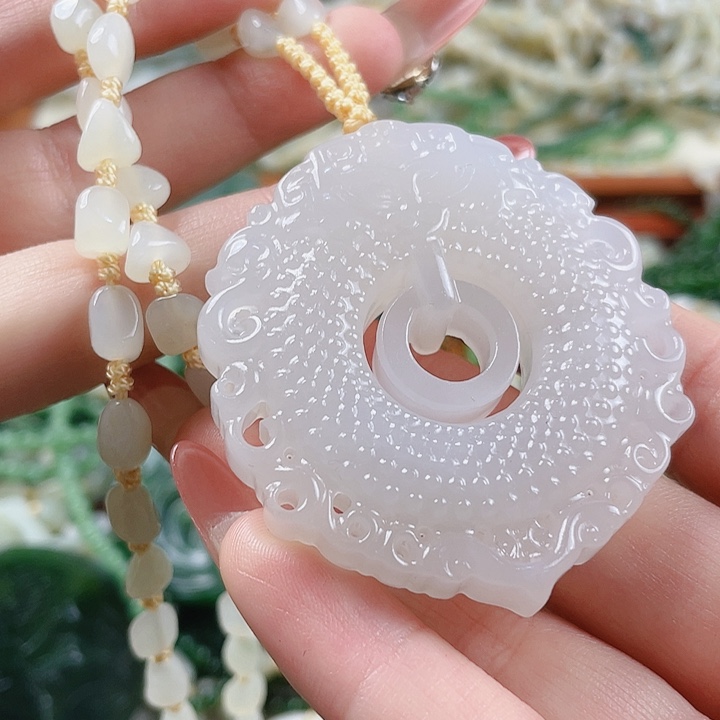 未镶嵌和田玉挂件