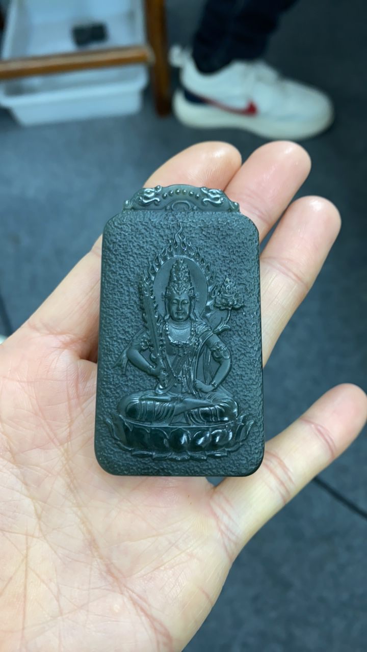 和田玉青玉虎守护神