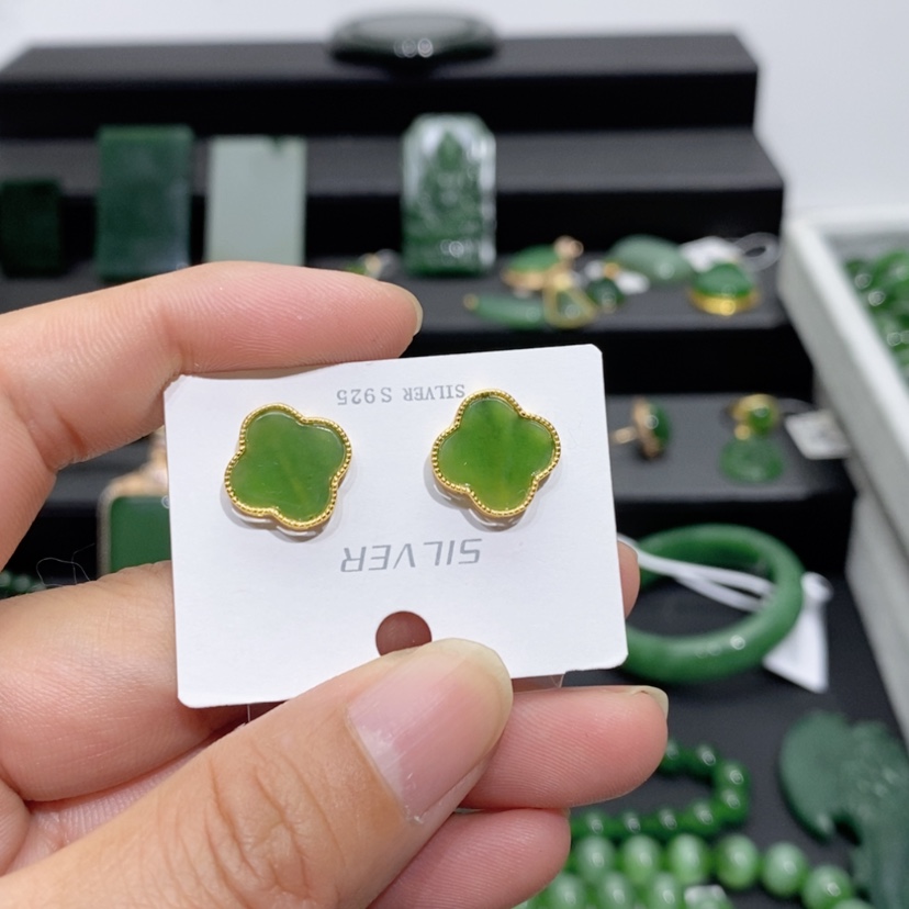 【闪购商品】和田玉（碧玉）耳饰银S925镶嵌