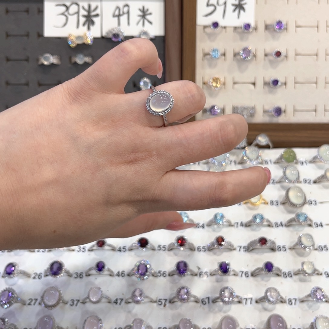 银S925镶嵌岫玉戒指活****罪