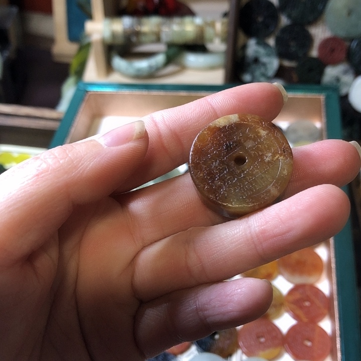 岫玉岫玉挂件未镶嵌