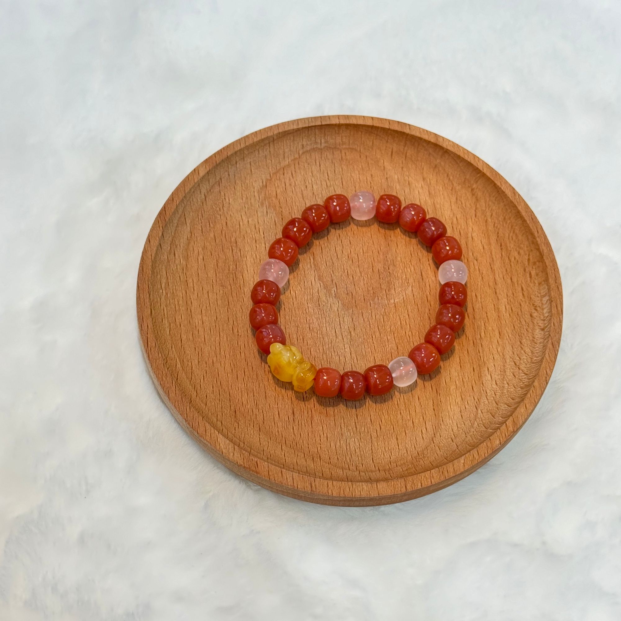 南红百搭轻奢气质蜜蜡手串