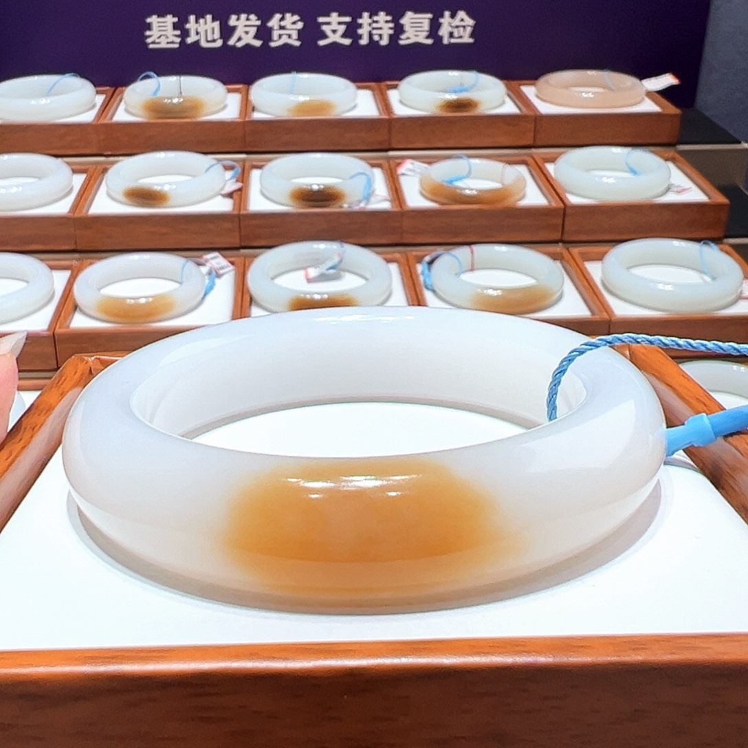 和田玉手镯55/56未镶嵌