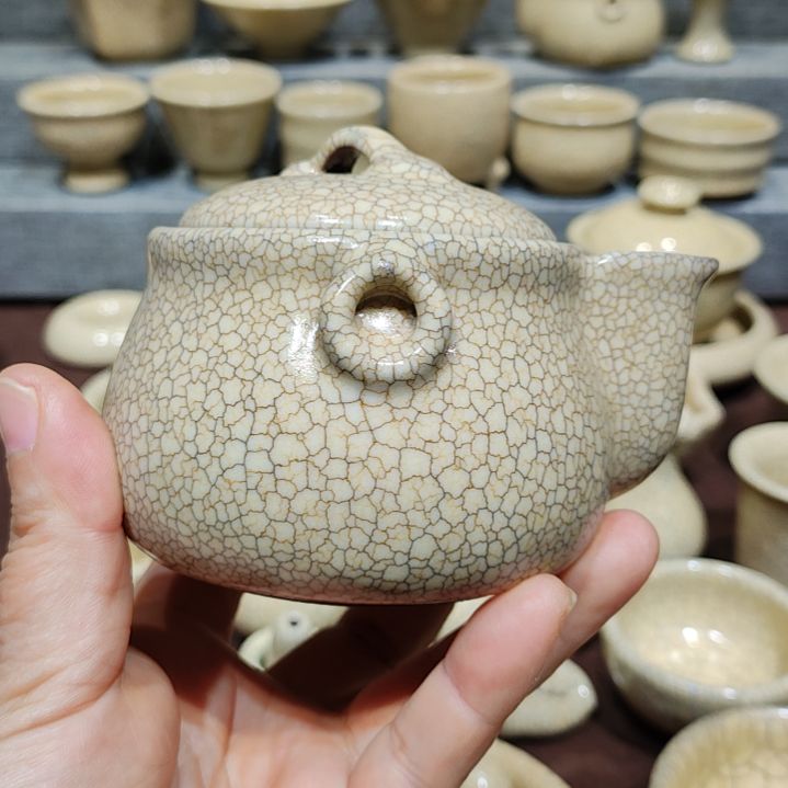 用***4龚东华老师梅花墨纹作品