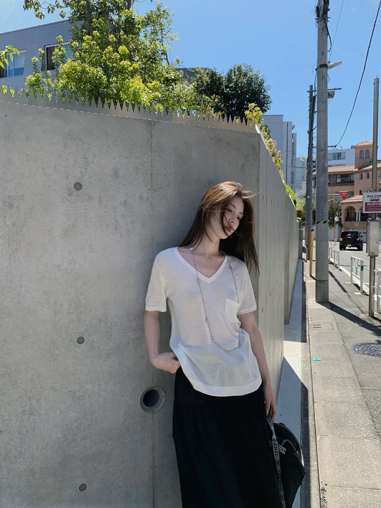 （孤品）陈陈严选宽松型纯色v领短袖