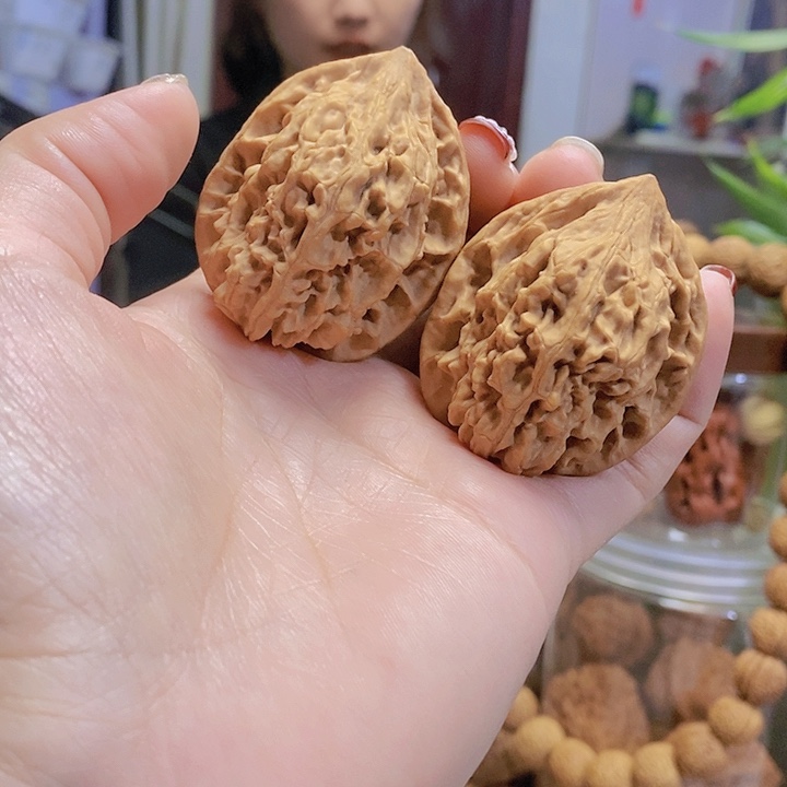 【闪购商品】文玩核桃把件40.5鸡心
