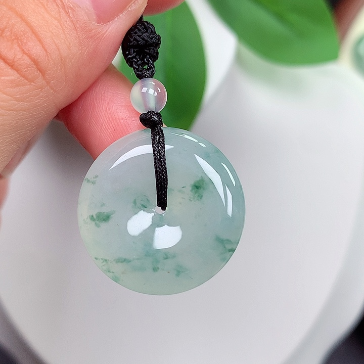 颈饰未镶嵌翡翠平安扣 24.2x5.2mm