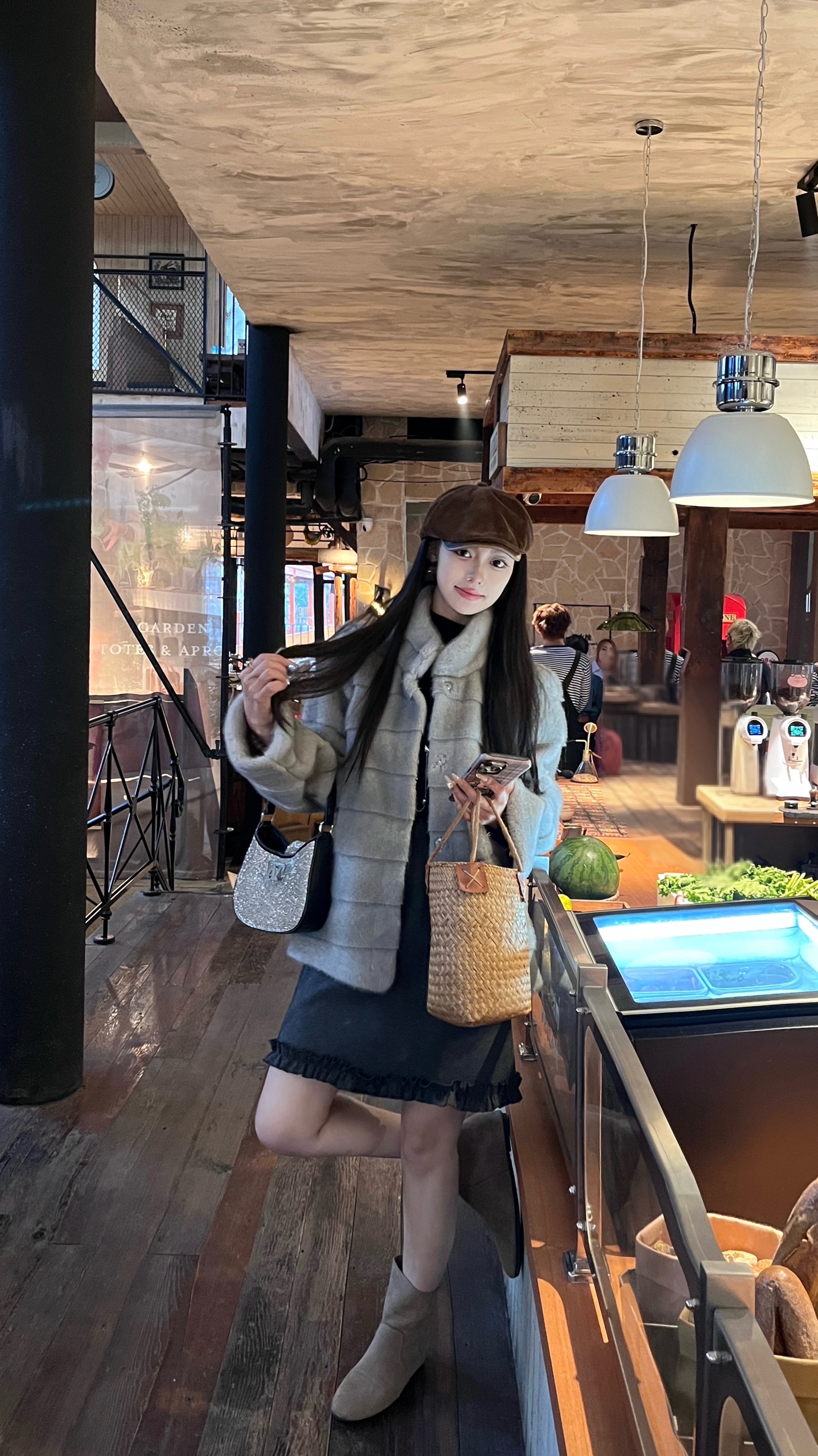 冬季高级感横条毛毛外套气质轻奢小众洋气百搭名媛风5D20125RS