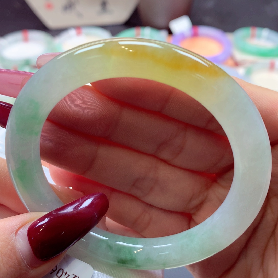 翡翠手镯未镶嵌圆条12号66