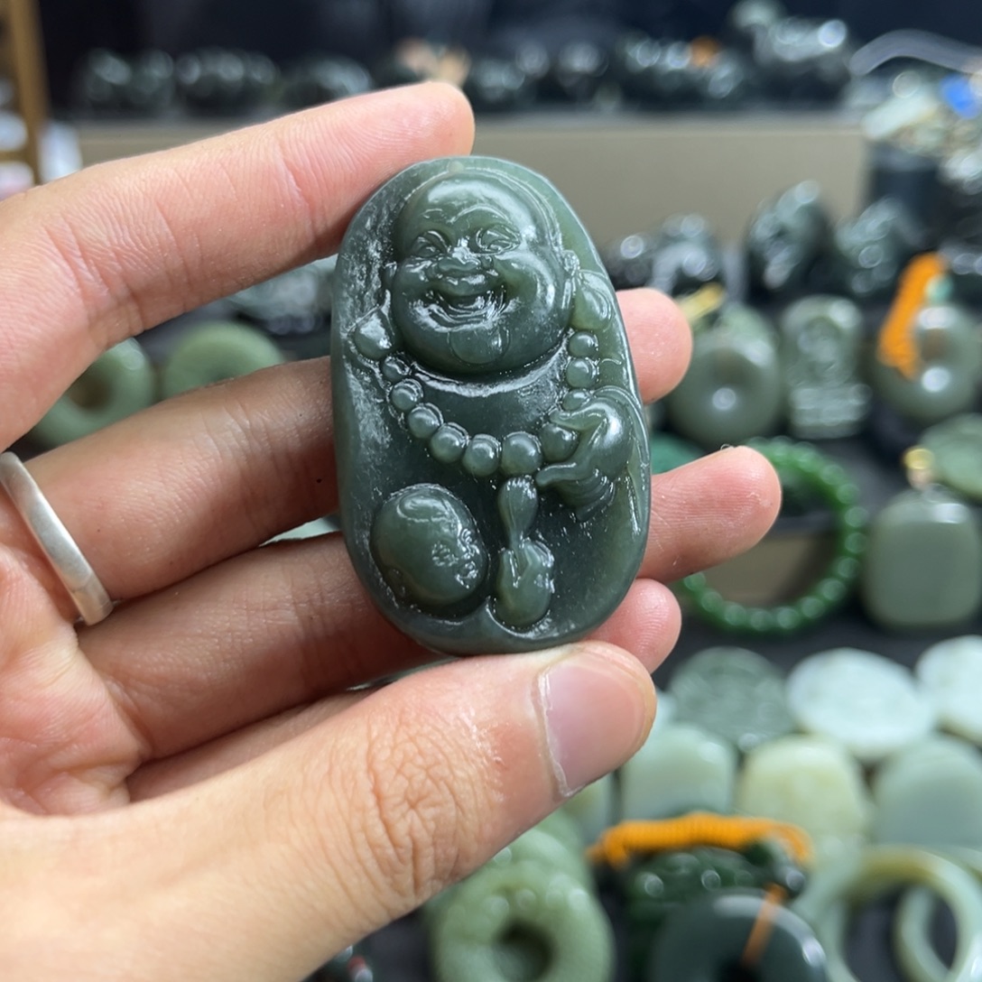 和田玉未镶嵌颈饰