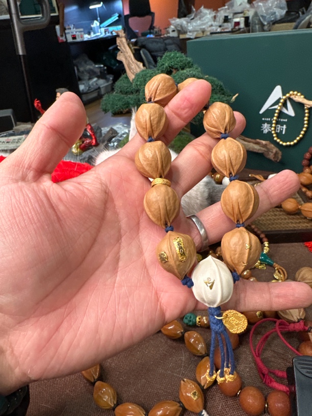 橄榄核手串文玩核雕铁核