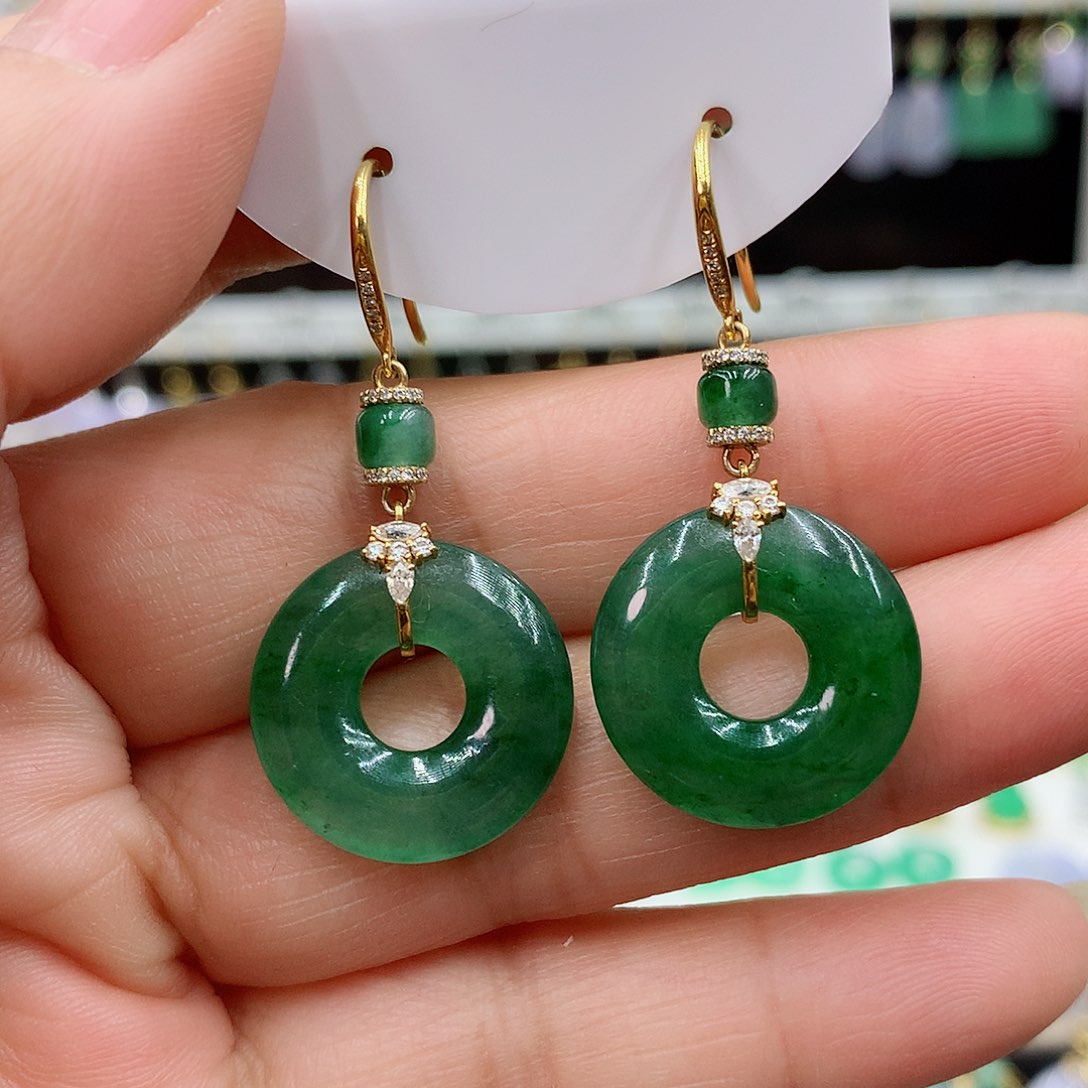 翡翠耳饰18K金镶嵌的
