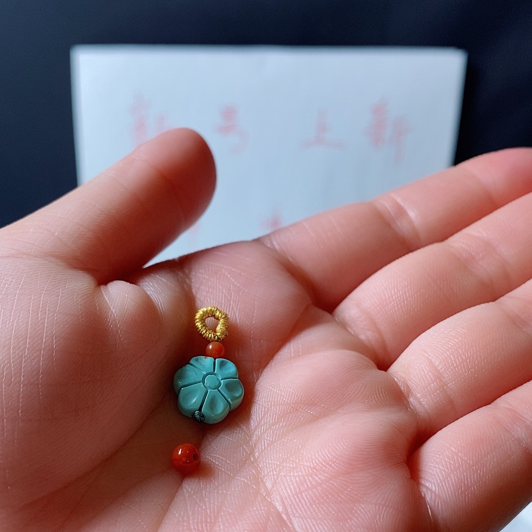 南红玛瑙颈饰未镶嵌