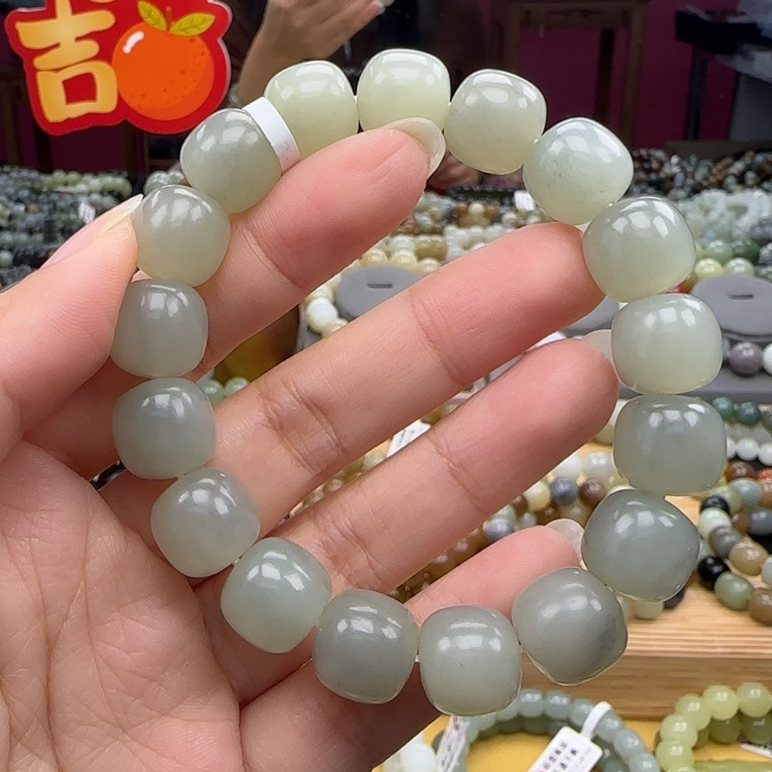 和田玉手链未镶嵌