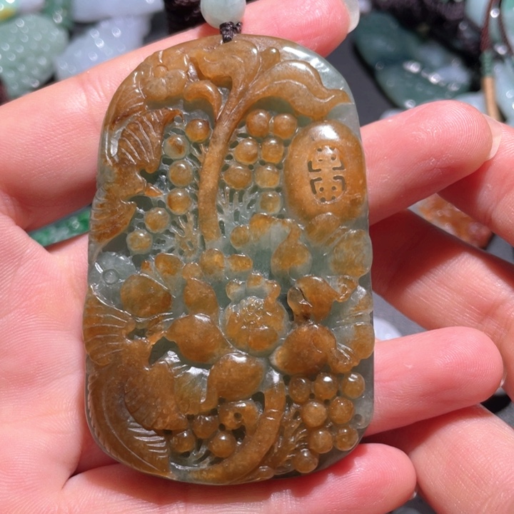 【闪购商品】翡翠颈饰未镶嵌天然翡翠