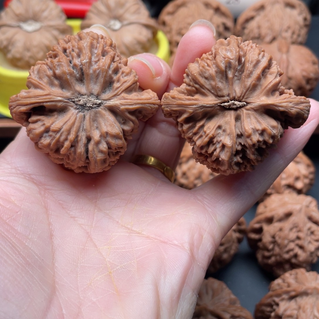 敬***杯把件文玩核桃南疆石46