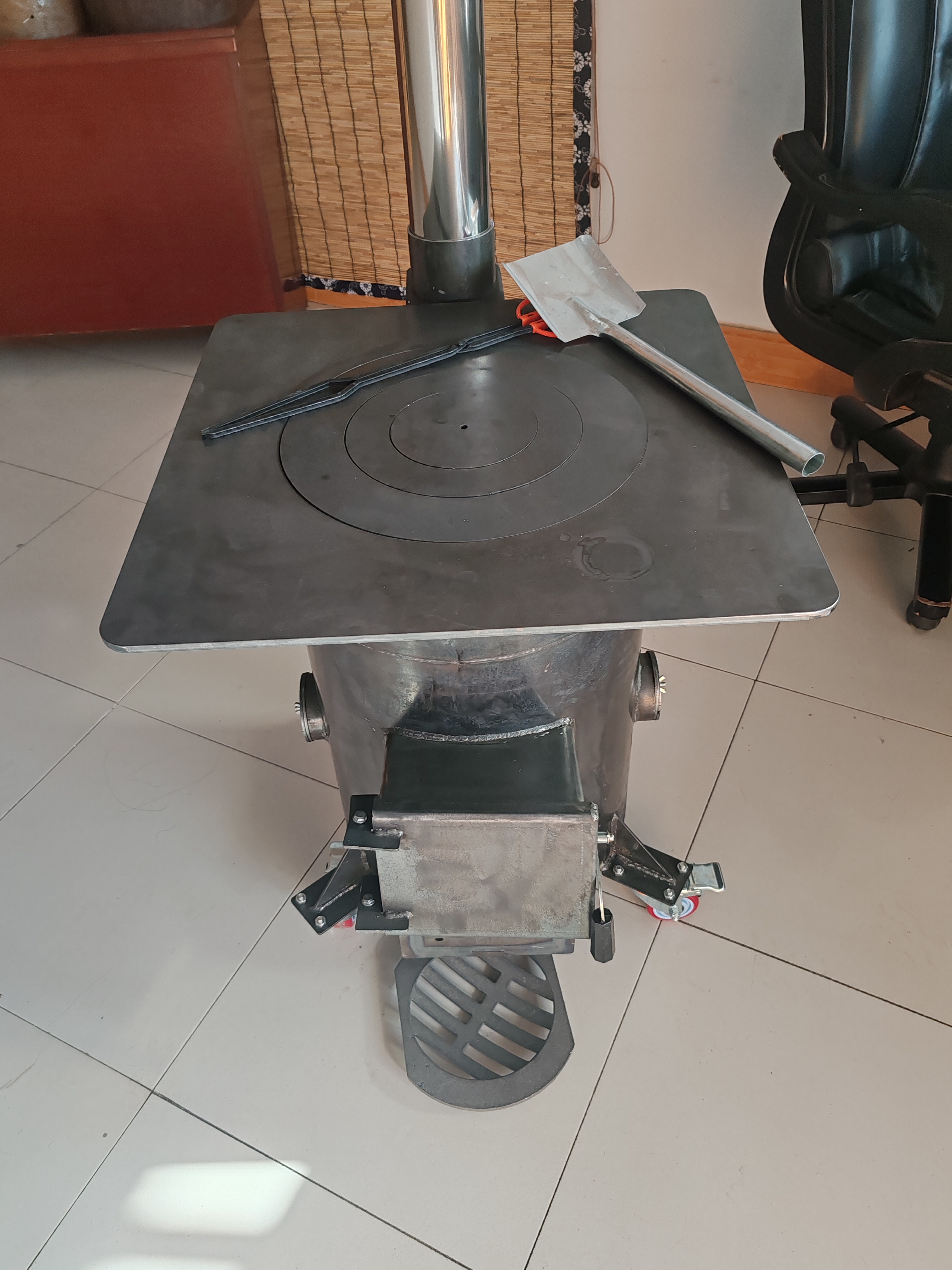 60方面220内胆农村无烟气化炉柴煤两用加厚内胆家用取暖柴火炉