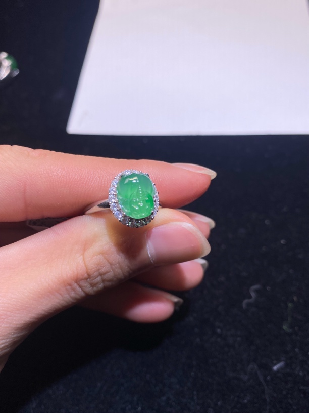 （危料专卖）天然翡翠A货 貔貅戒指