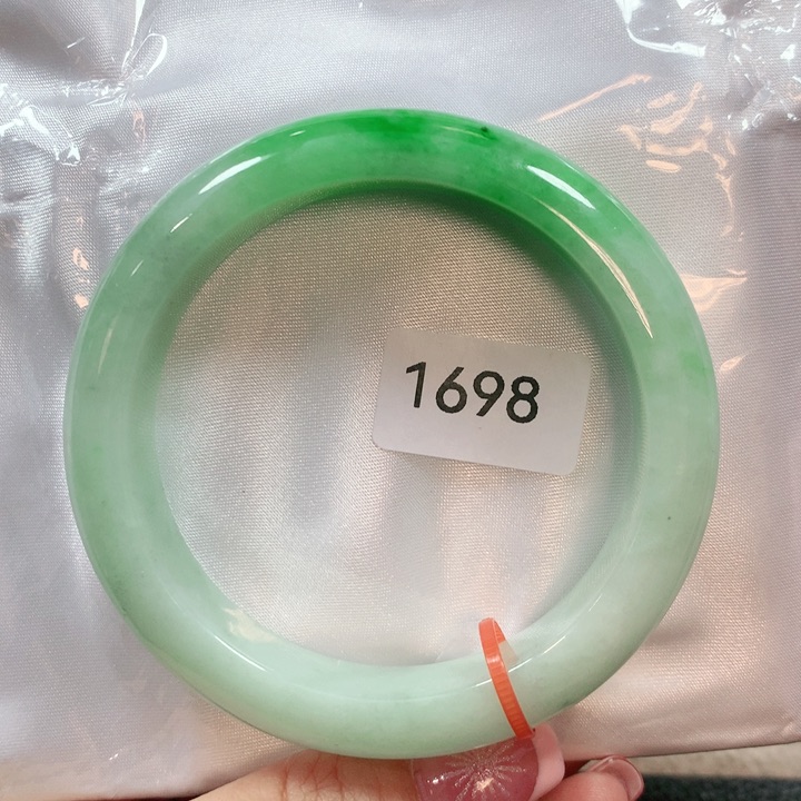 翡翠手镯未镶嵌天然翡翠手镯57