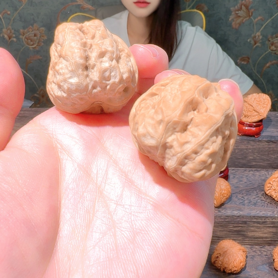 把件桃核38 尺寸四开背蛤蟆