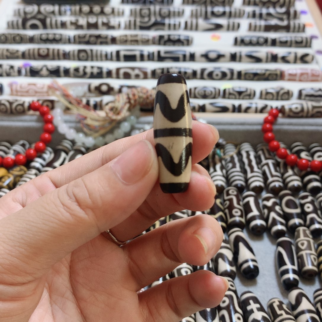 未镶嵌颈饰玛瑙/玉髓