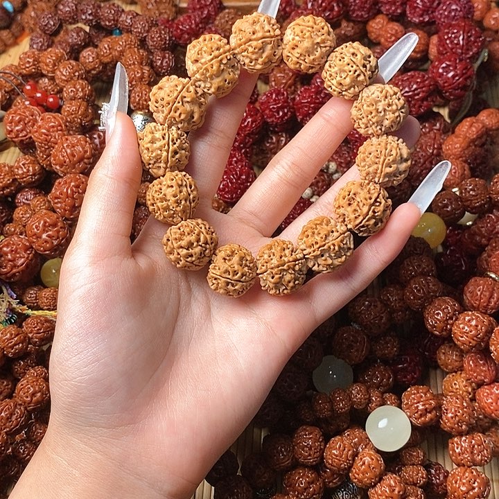 吊坠金刚菩提?****