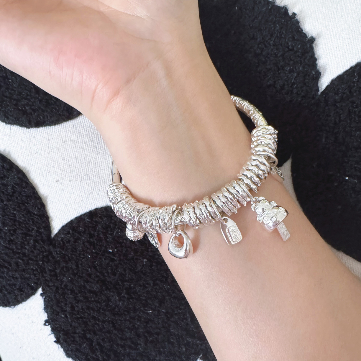 999.9 银【2】开口招财吉言手镯