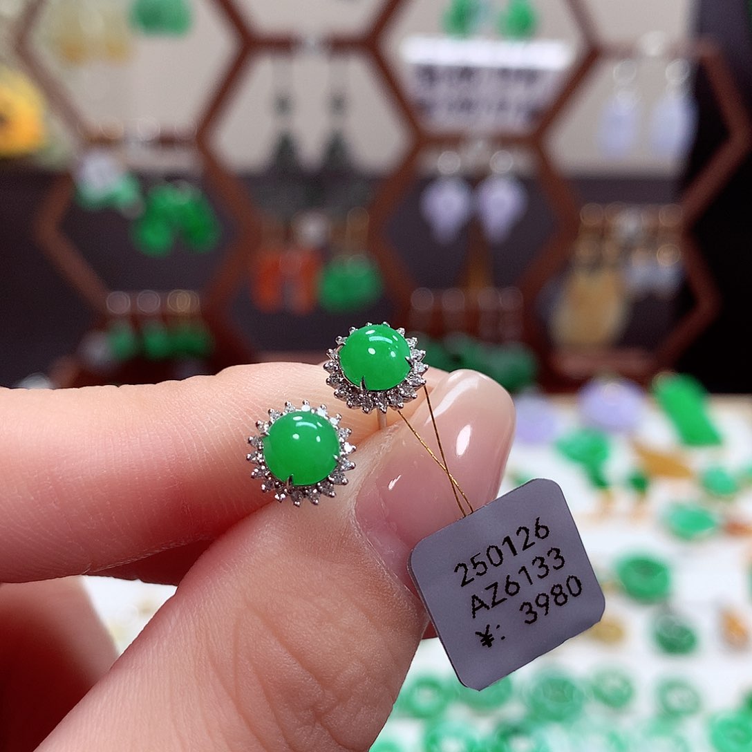 翡翠耳饰18K金镶嵌天然翡翠