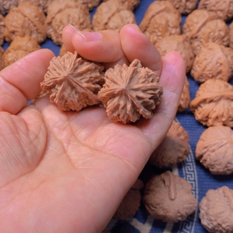 【闪购商品】吊坠文玩核桃…****…三棱34