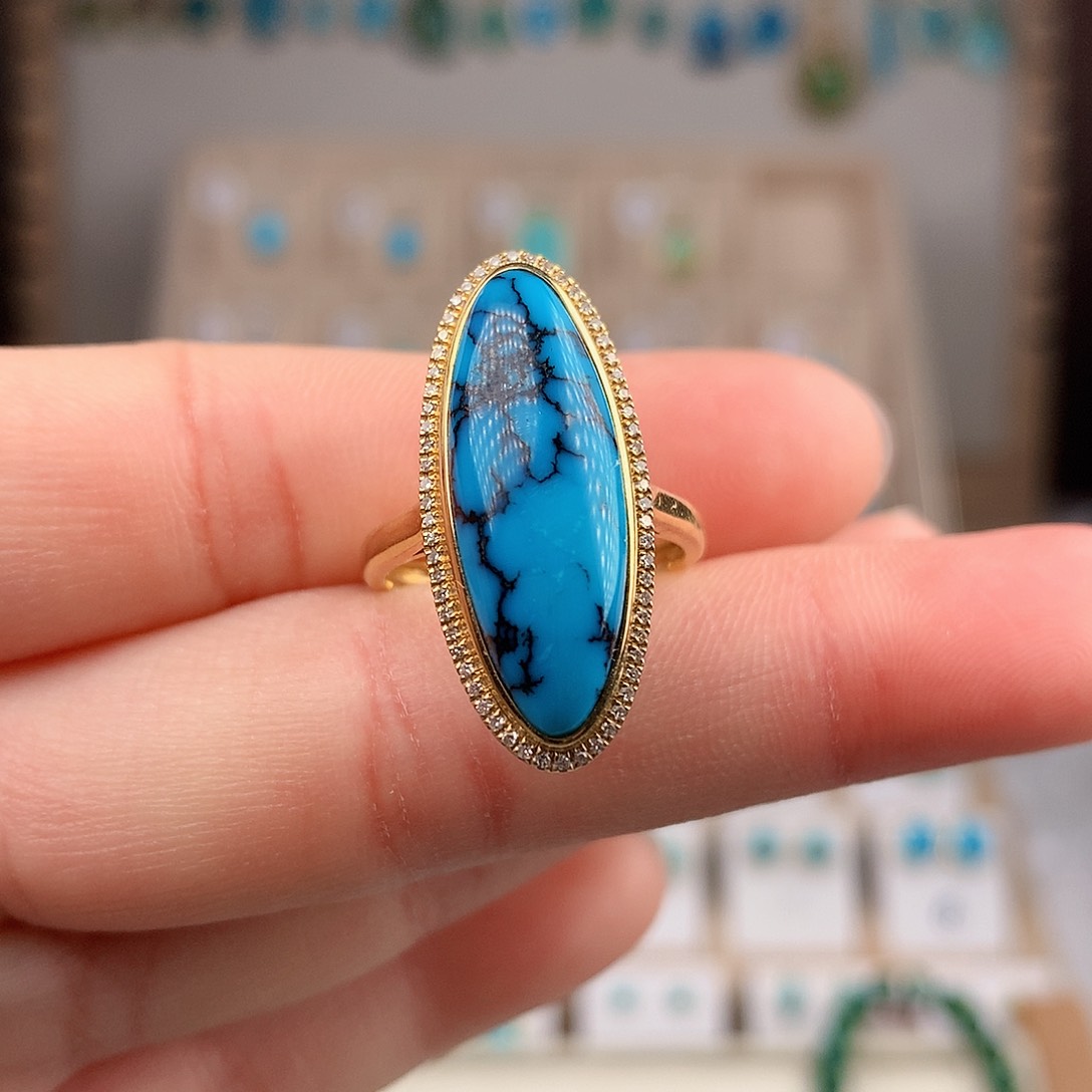 绿松石戒指18K金镶嵌