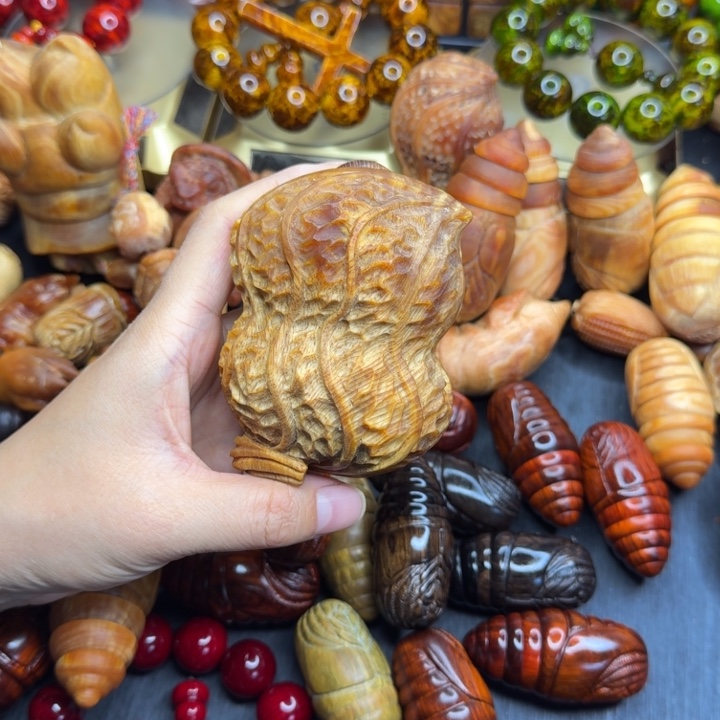 松木琥珀木文玩手串