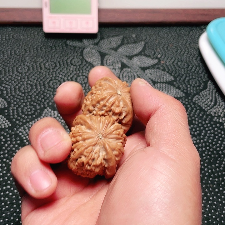 文玩核桃吊坠最***子蓟县元宝