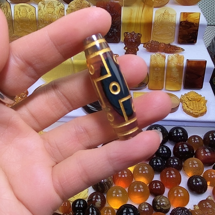 琥珀未镶嵌吊坠(不含链)天然缅甸琥珀金棕植物九眼天珠