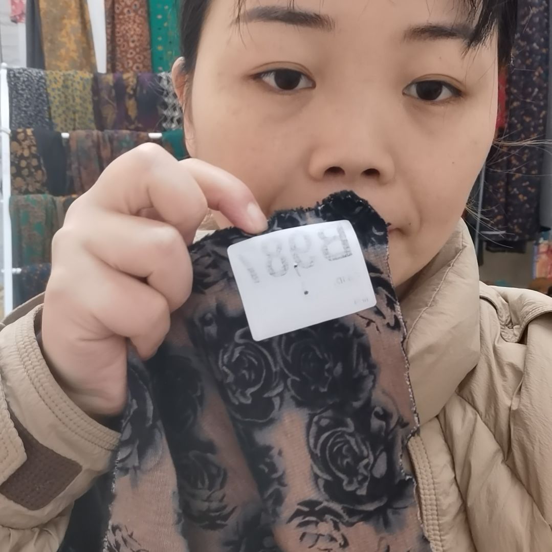 无纺布加绒两米水墨玫瑰