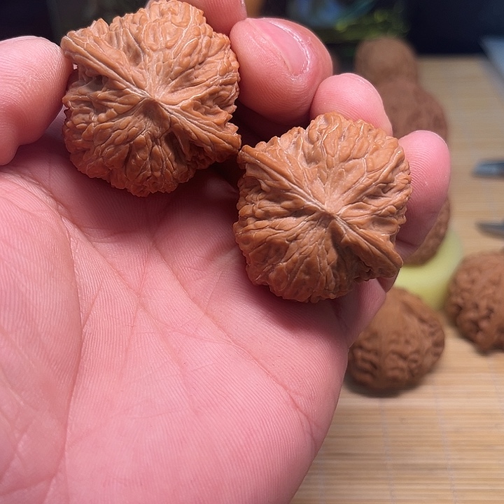 把件桃核全品无修磨盘