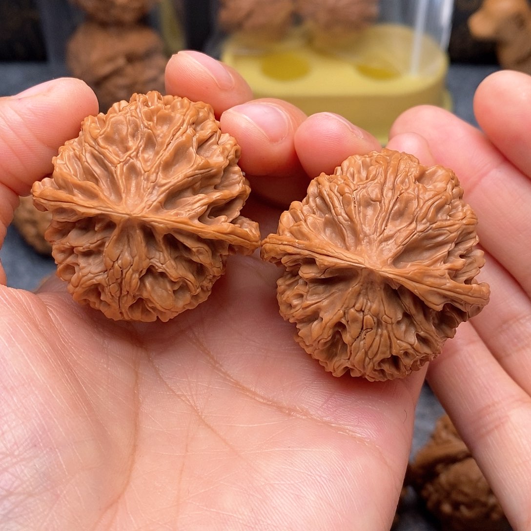 文玩核桃把件苹果园42尺