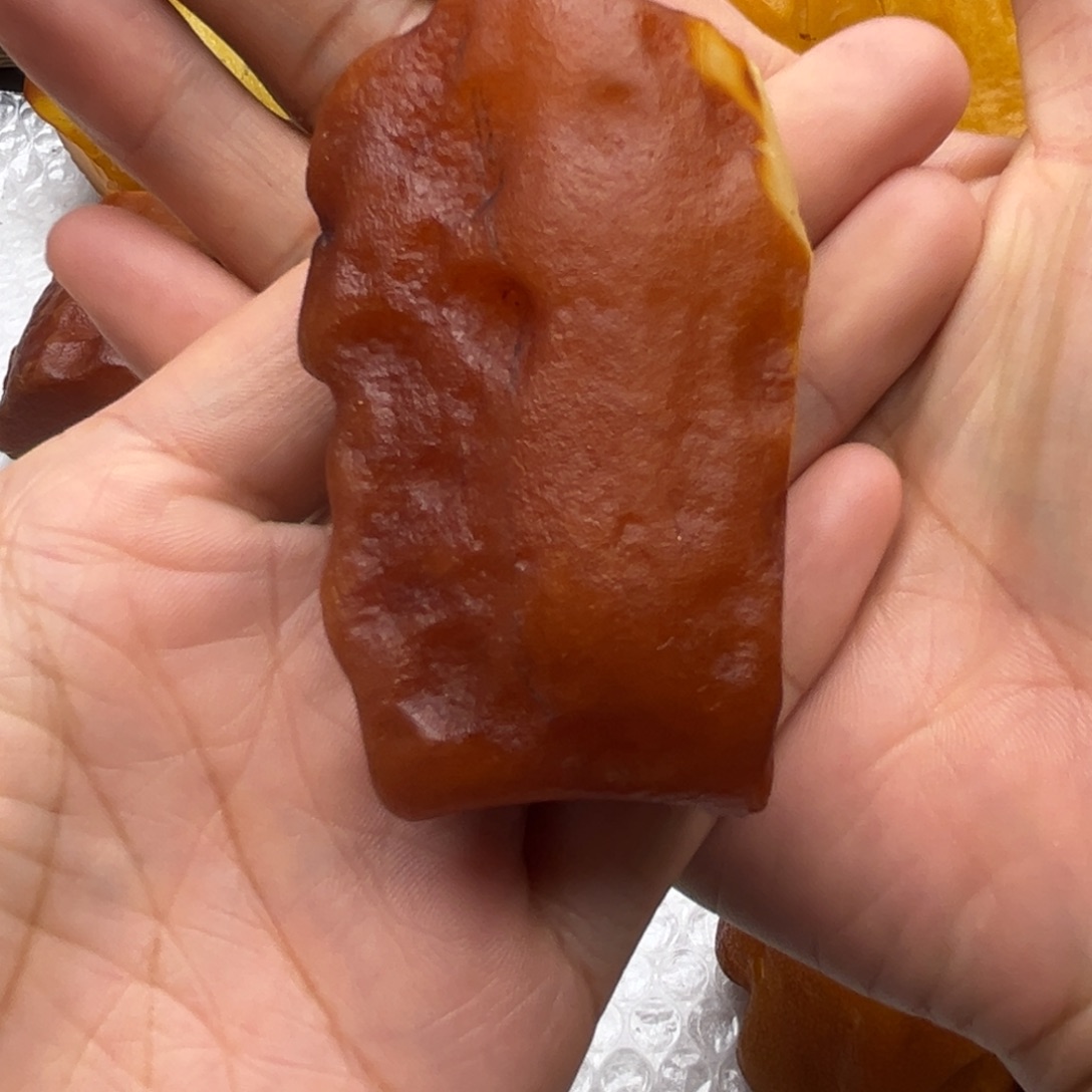 嗯***嗯定制琥珀未镶嵌蜜蜡定制随型手把