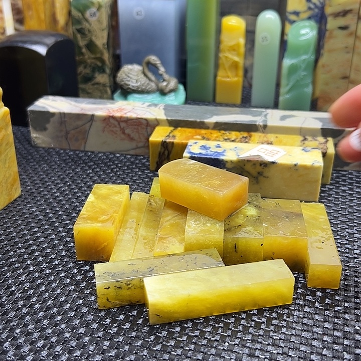 L***为青田石印章石印章石