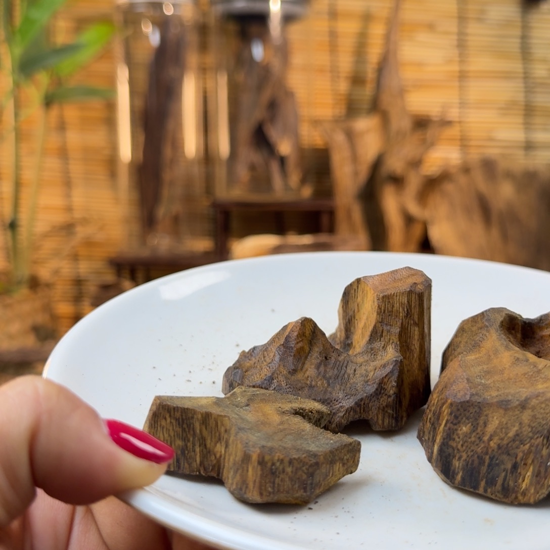 沉香碎屑沉香沉香包头43g