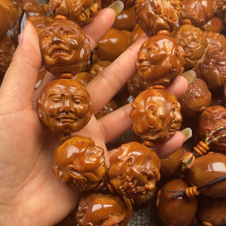 橄榄核吊坠笑****!橄榄核